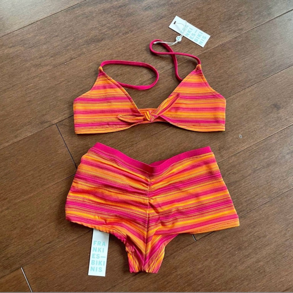 New with tags never worn Frankies Bikini